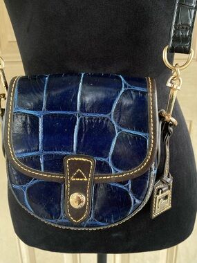 Vintage Dooney & Bourke Bayou Collection – Mini Saddle Bag (Navy)